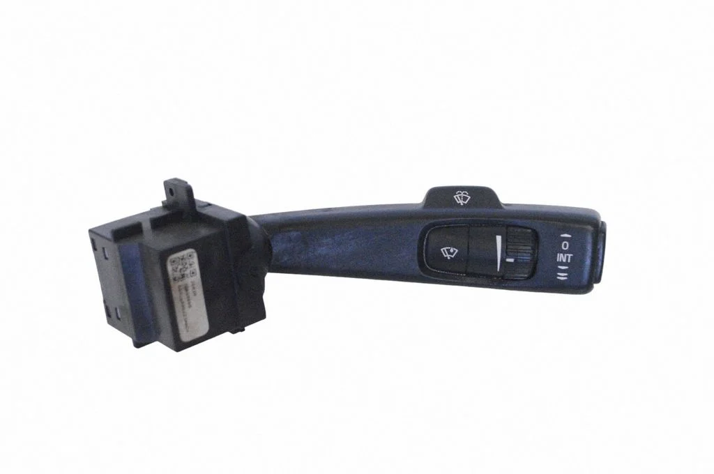 Klaasipuhastite hoob – Volvo S80 (2007-2013)