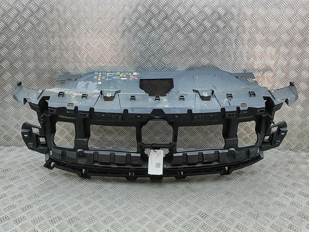 Radiatoru paneļa augšējā daļa 620329023R