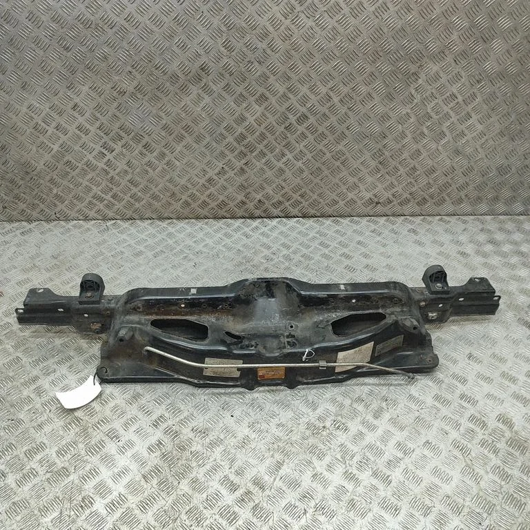 Radiatoru paneļa augšējā daļa 1379472080