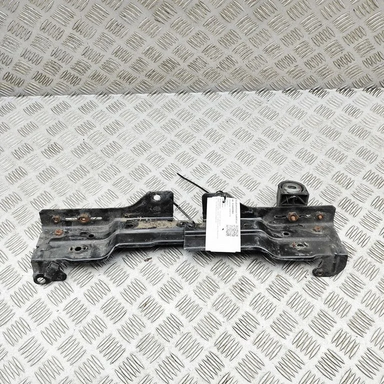 Radiatoru paneļa augšējā daļa – Peugeot Boxer (2015-)