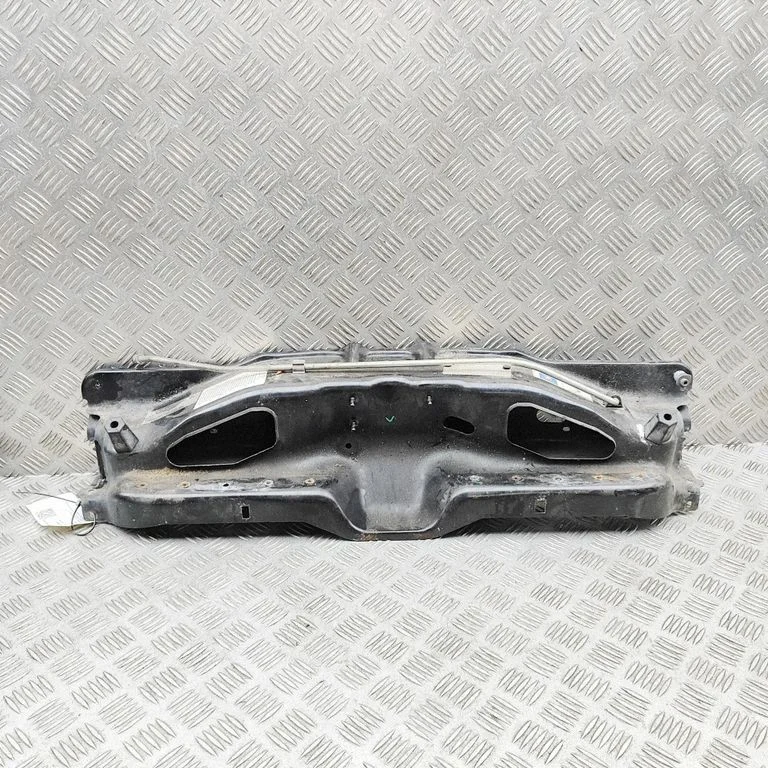 Radiatoru paneļa augšējā daļa – Peugeot Boxer (2015-)
