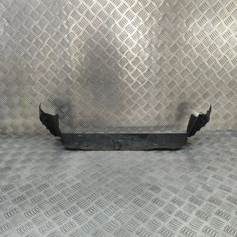 Radiatoru paneļa augšējā daļa 10916923