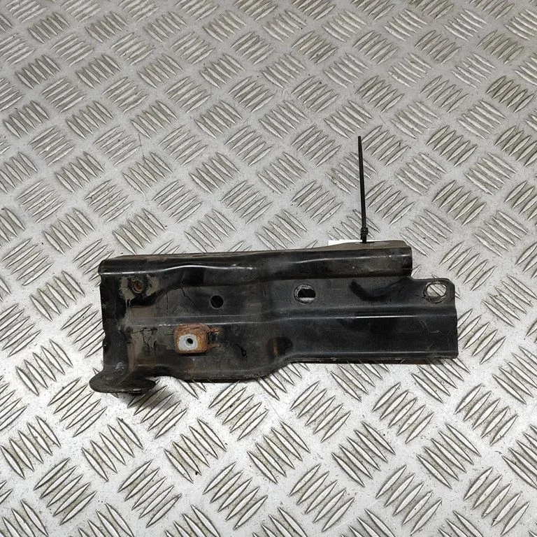 Radiatoru paneļa augšējā daļa 1675069780