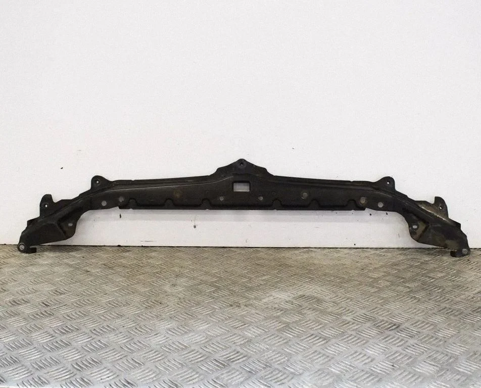 Górna część pasa przedniego – BMW Seria 5 E60 E61 (2004-2010)