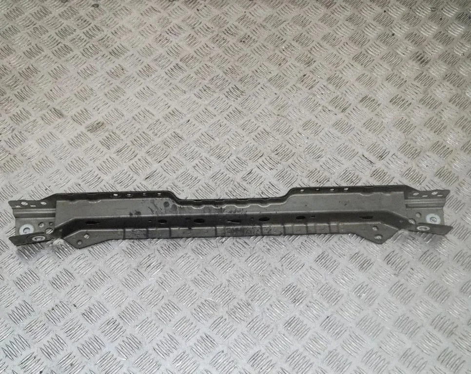 Radiatoru paneļa augšējā daļa 13312474422474049