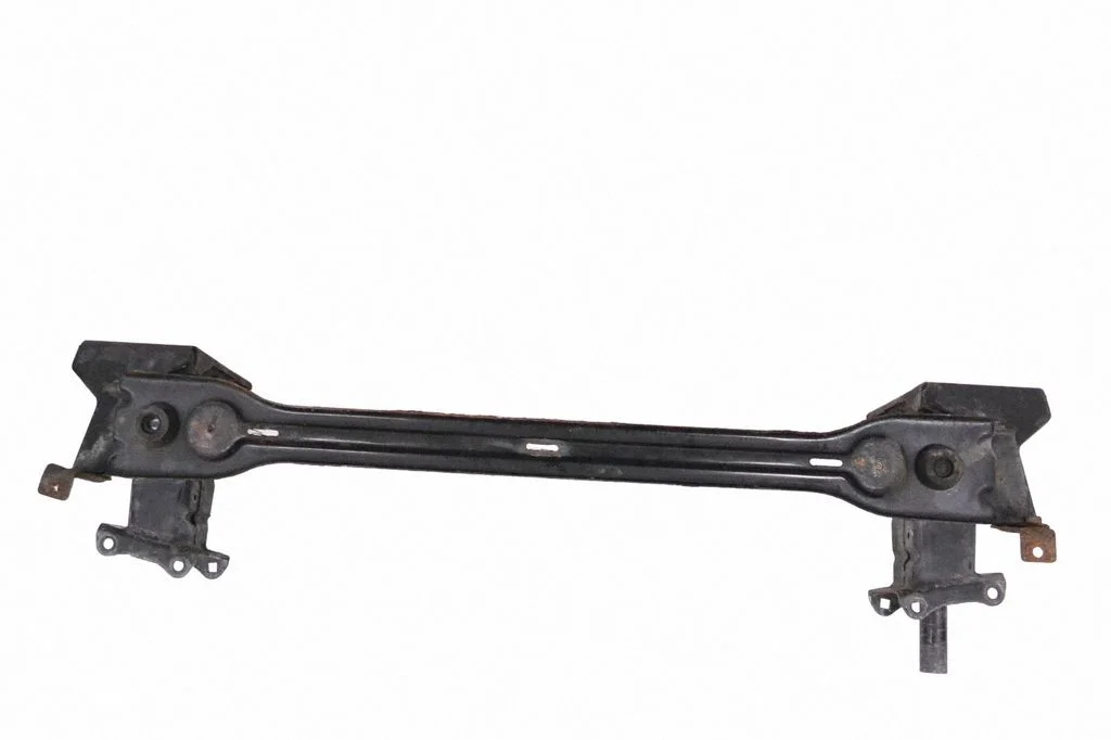 Bottom radiator support slam panel – Mercedes-Benz R-Class W251 (2005-2013)