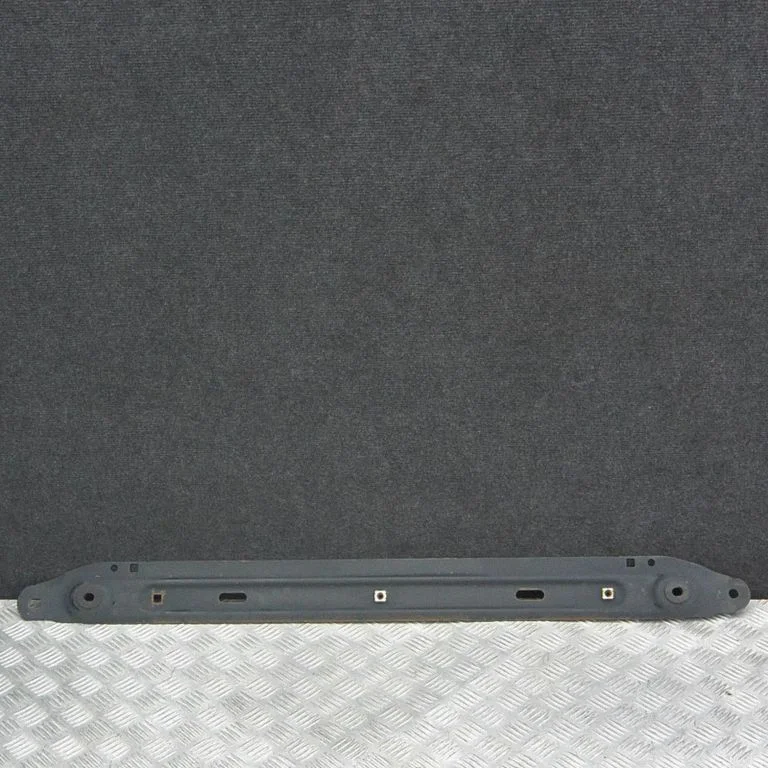 Radiaatori tugipaneeli alaosa – Peugeot 308 (2007-2013)