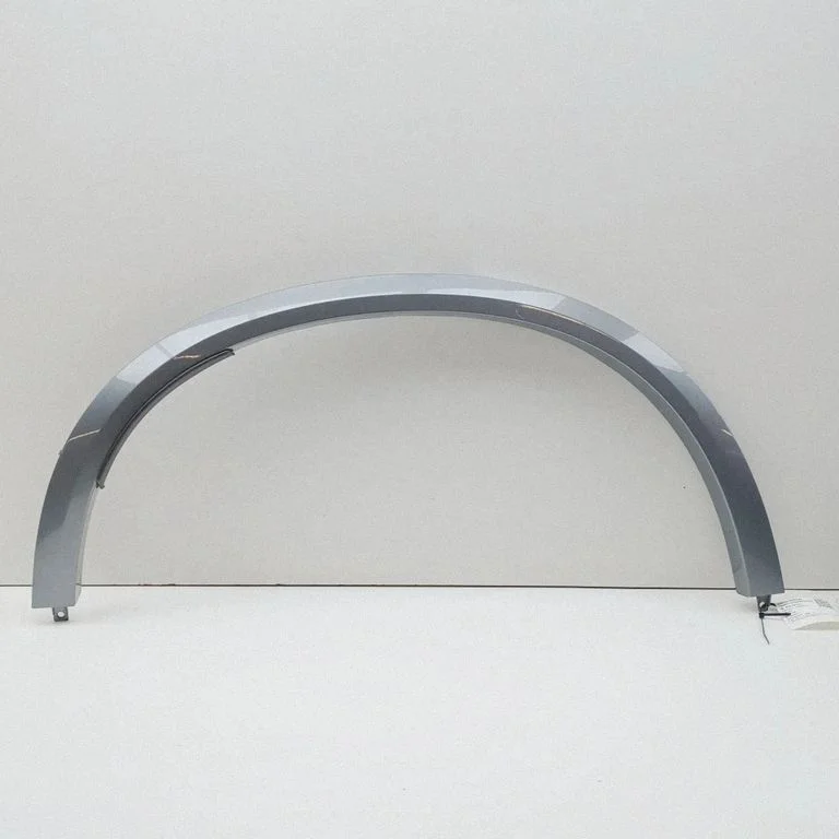 Fender trim (molding) 8069288