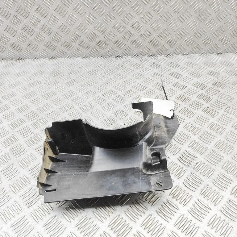 Poritiiva iluliist (molding) – Polestar 2 (2020-)