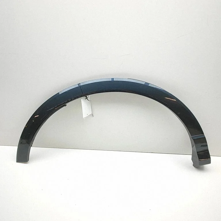 Spārna apdare (moldings) 83A853818C