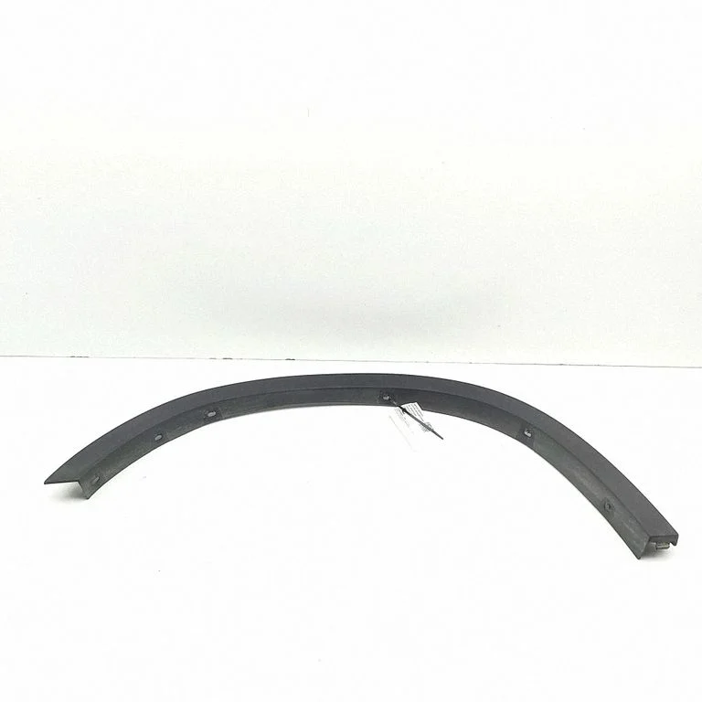Fender trim (molding) 7426442