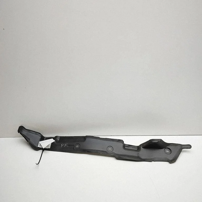 Poritiiva iluliist (molding) 631315MP0A