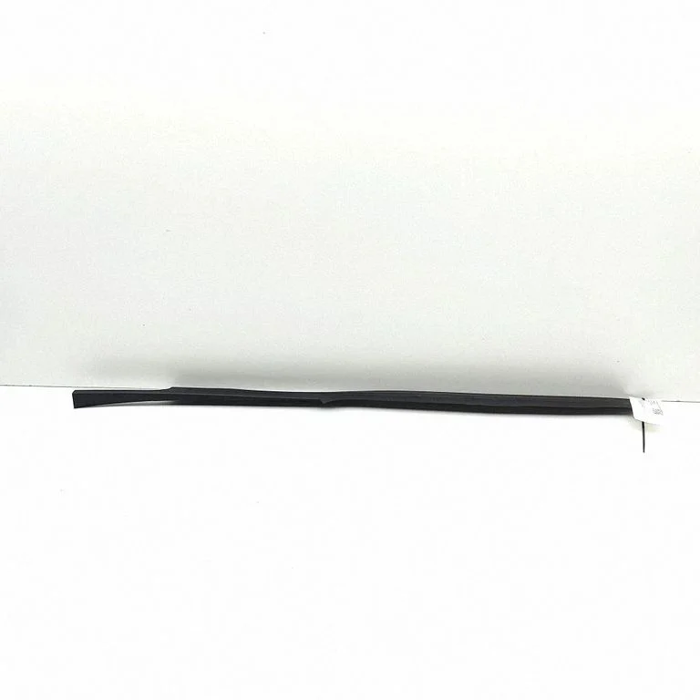 Fender trim (molding) 99757246502