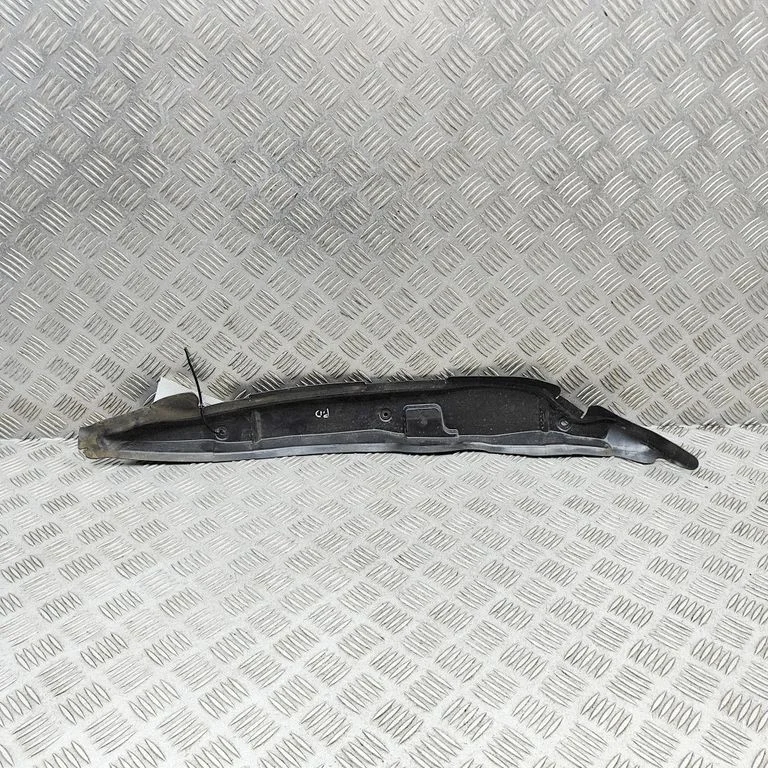 Poritiiva iluliist (molding) A2478891600
