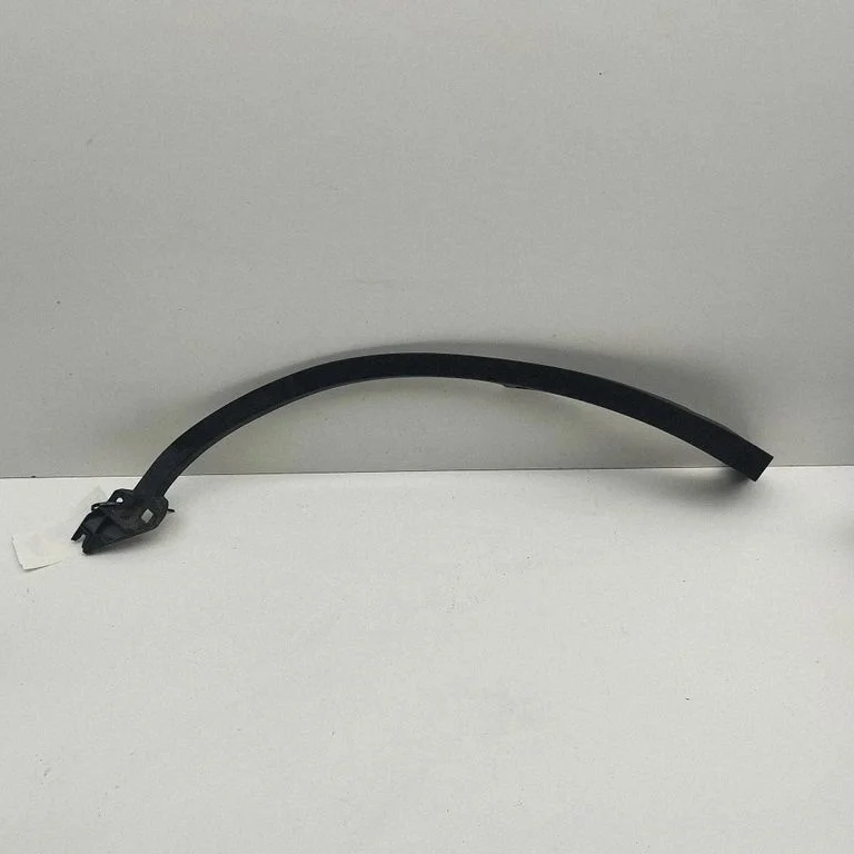 Poritiiva iluliist (molding) – Toyota RAV 4 (XA50) (2018-)