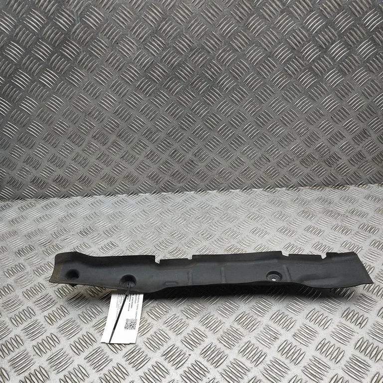 Fender trim (molding) 8W6821111