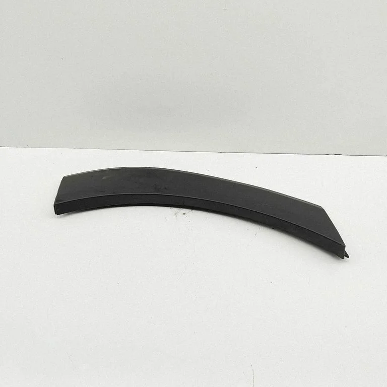 Spārna apdare (moldings) 87744D7000
