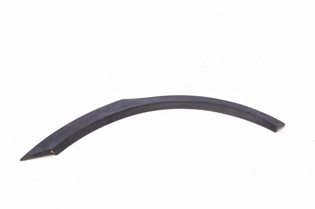 Fender trim (molding) E84202B000