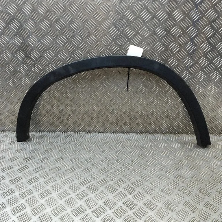 Fender trim (molding) 7332340
