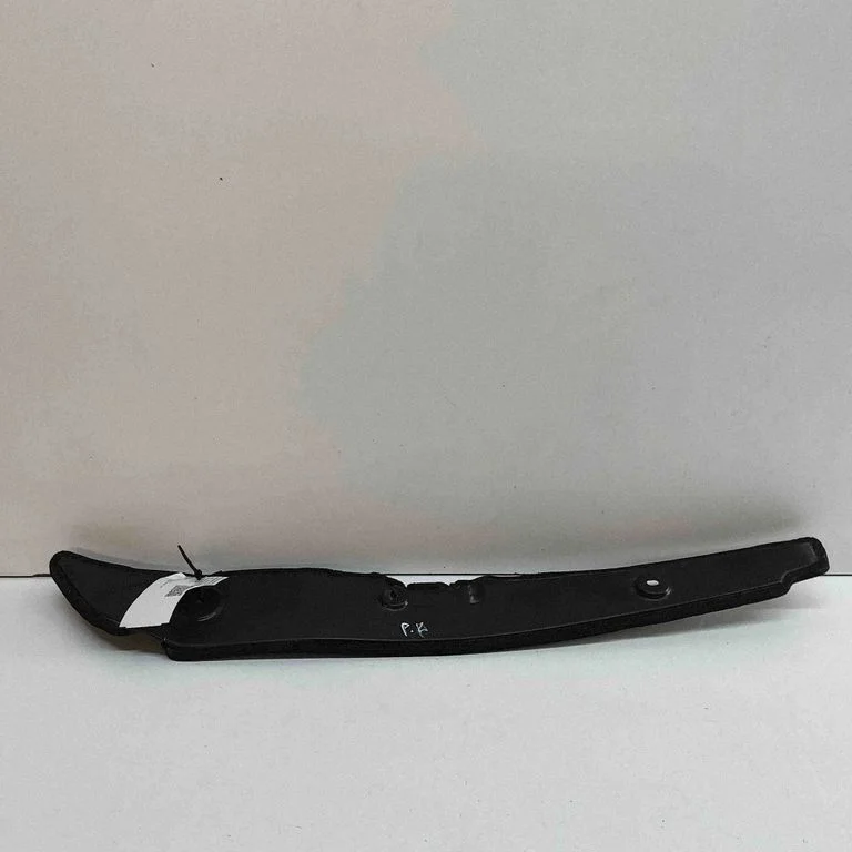 Poritiiva iluliist (molding) SC2E3102210