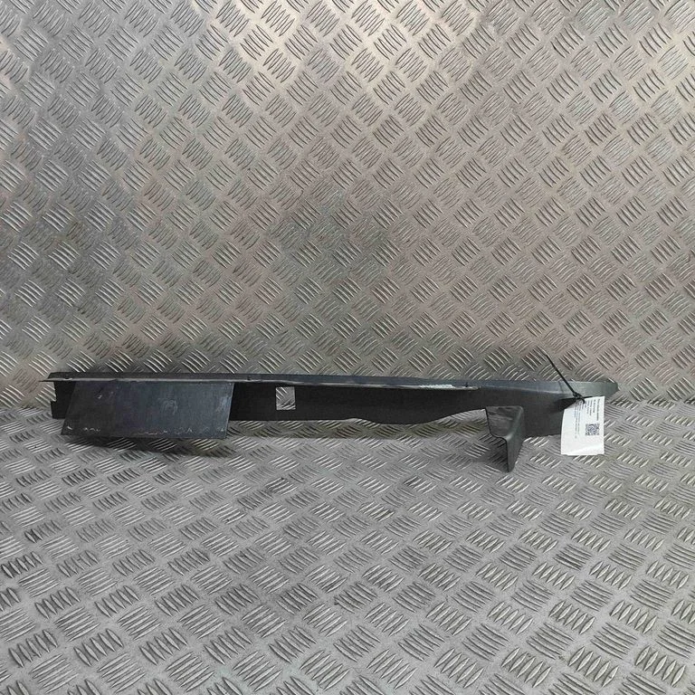 Poritiiva iluliist (molding) HY3216N741A