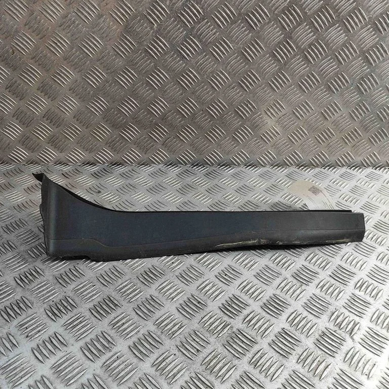 Spārna apdare (moldings) 7293719