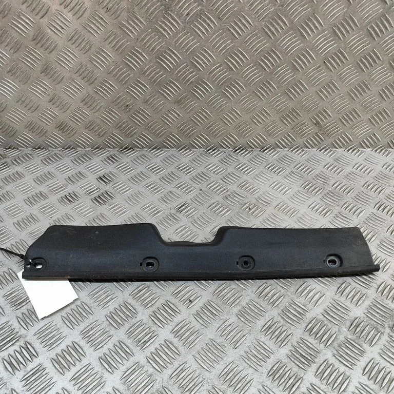 Poritiiva iluliist (molding) – Mazda CX-5 II (2017-2025)
