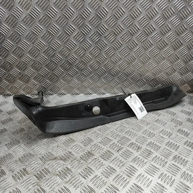 Fender trim (molding) 4G8821111A