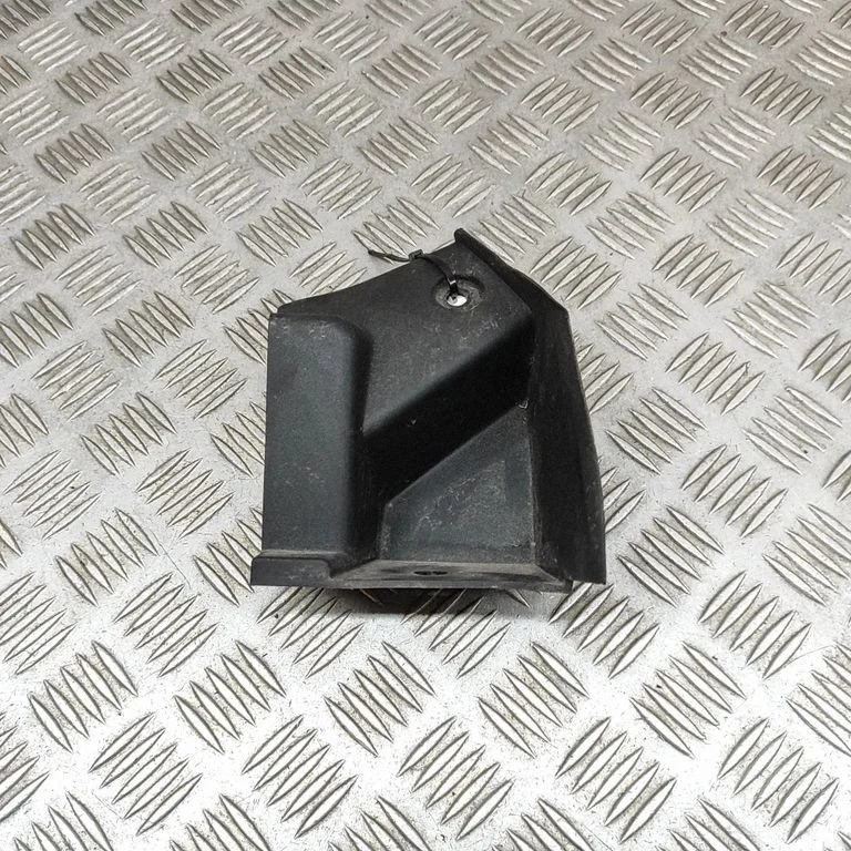 Spārna apdare (moldings) EX5316G033AE