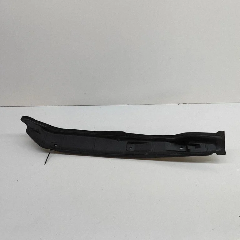 Spārna apdare (moldings) 5A1F815