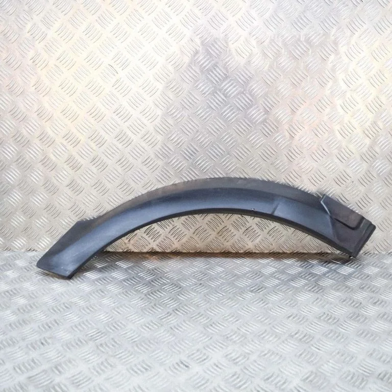 Poritiiva iluliist (molding) DK6228370A