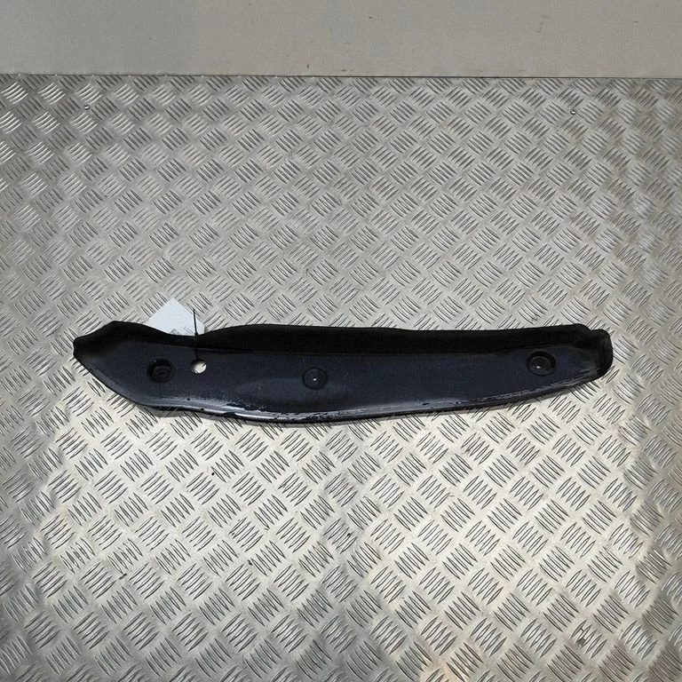 Spārna apdare (moldings) – Mercedes-Benz ML klase W166 (2012-2017)