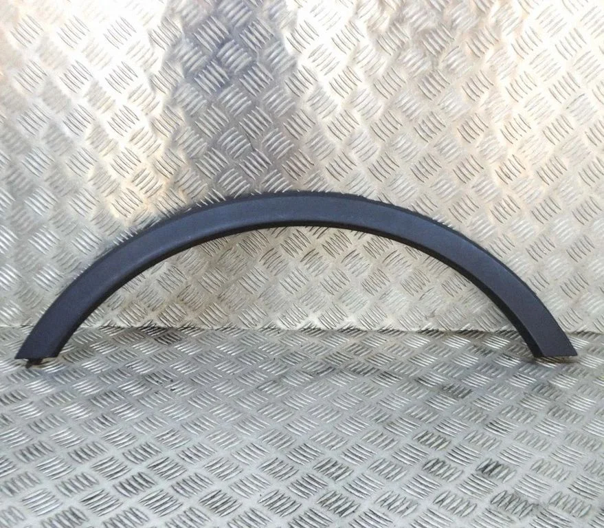 Poritiiva iluliist (molding) – Opel Mokka (2012-2016)