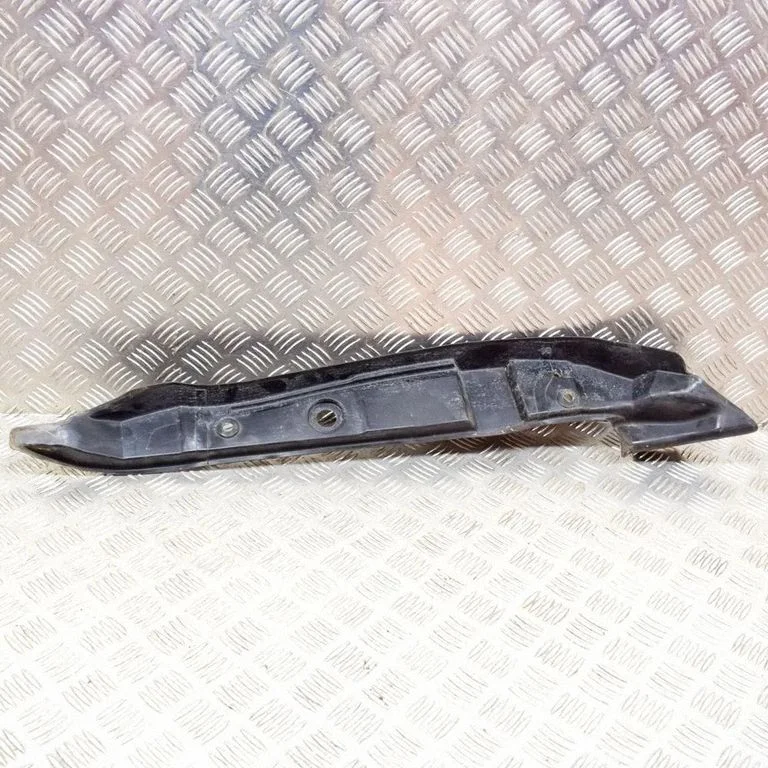 Poritiiva iluliist (molding) – Audi Q5 SQ5 8R (2008-2017)