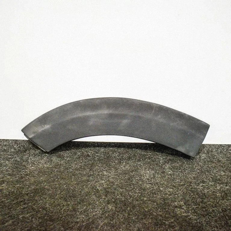 Fender trim (molding) 2056305