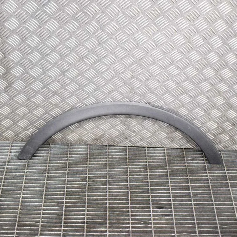 Poritiiva iluliist (molding) – Opel Mokka (2012-2016)