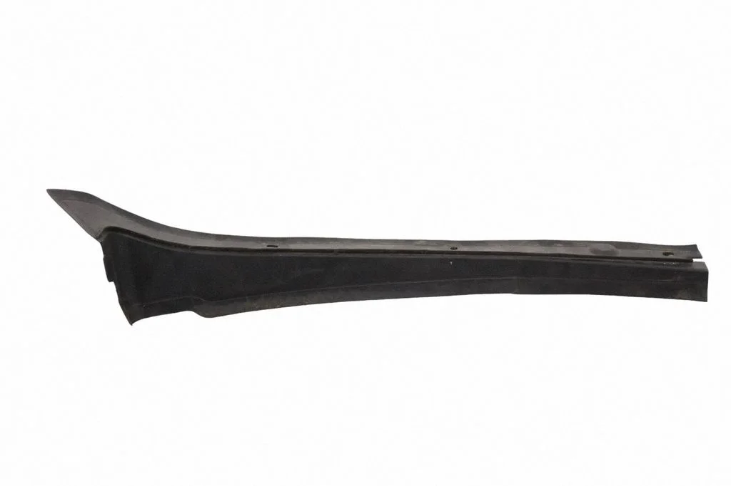 Poritiiva iluliist (molding) – BMW 4-seeria F32 F33 (2013-2020)
