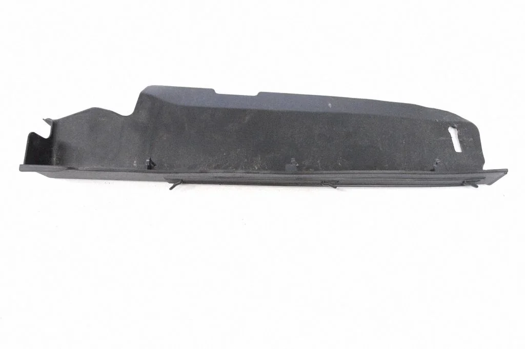 Poritiiva iluliist (molding) – Toyota RAV 4 (XA40) (2012-2018)