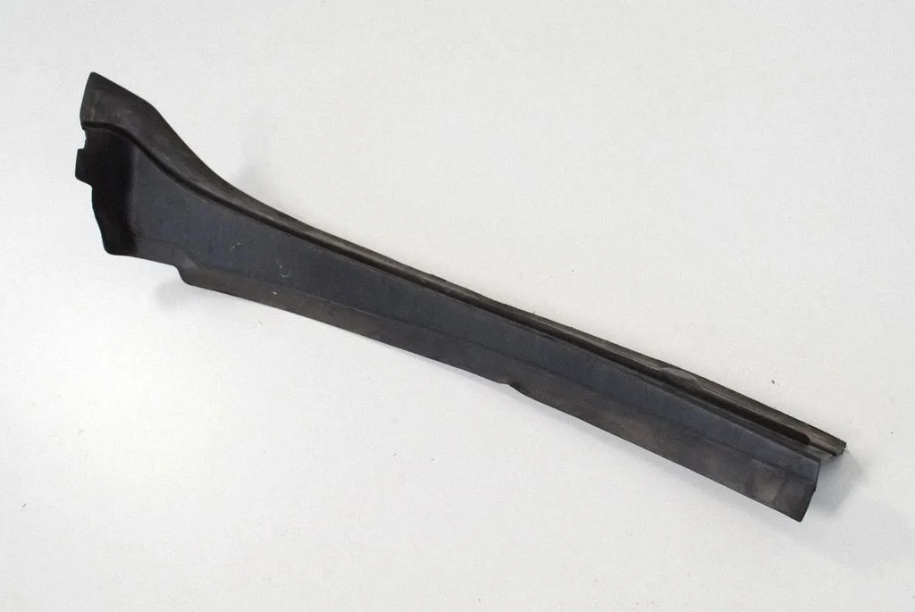 Poritiiva iluliist (molding) – BMW 4-seeria F32 F33 (2013-2020)