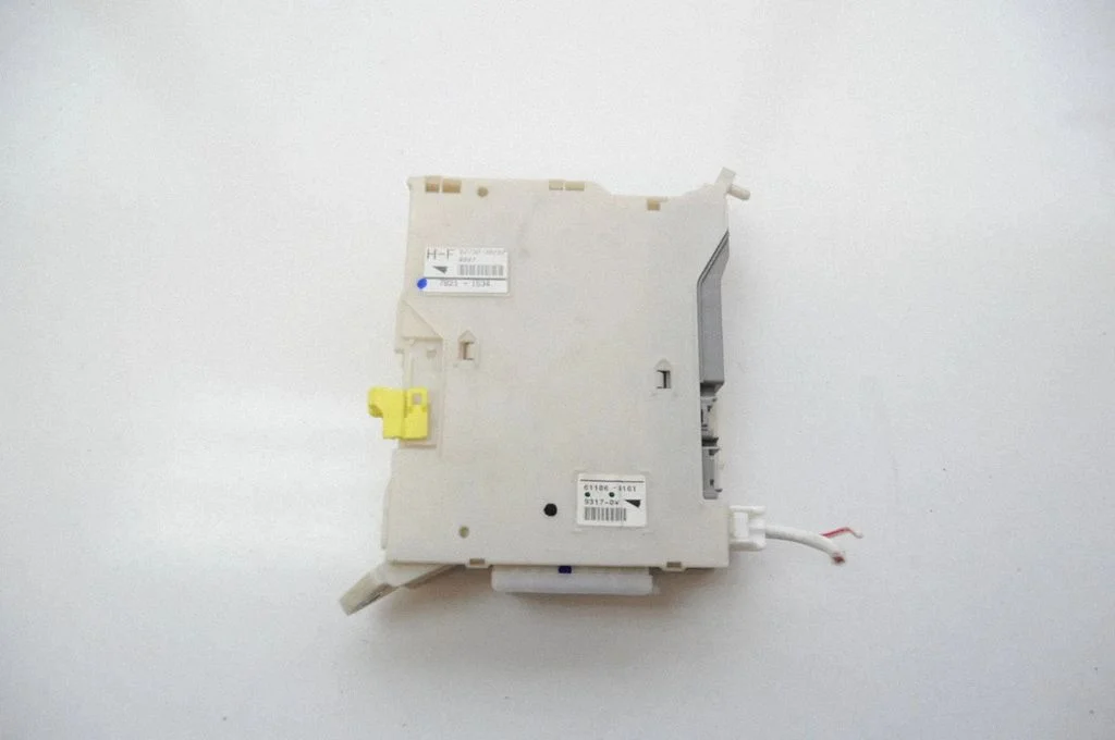 Navigācijas (GPS) vadības bloks 8642153030