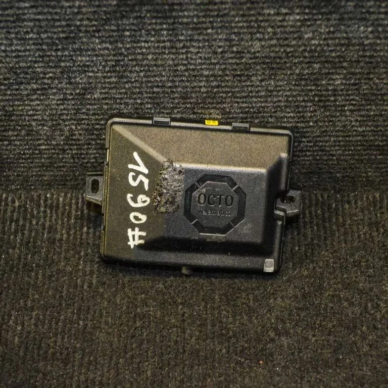 Navigācijas (GPS) vadības bloks – Hyundai i20 (PB PBT) (2008-2014)