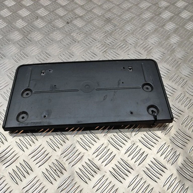 Number plate surrounds holder frame 80A807285L