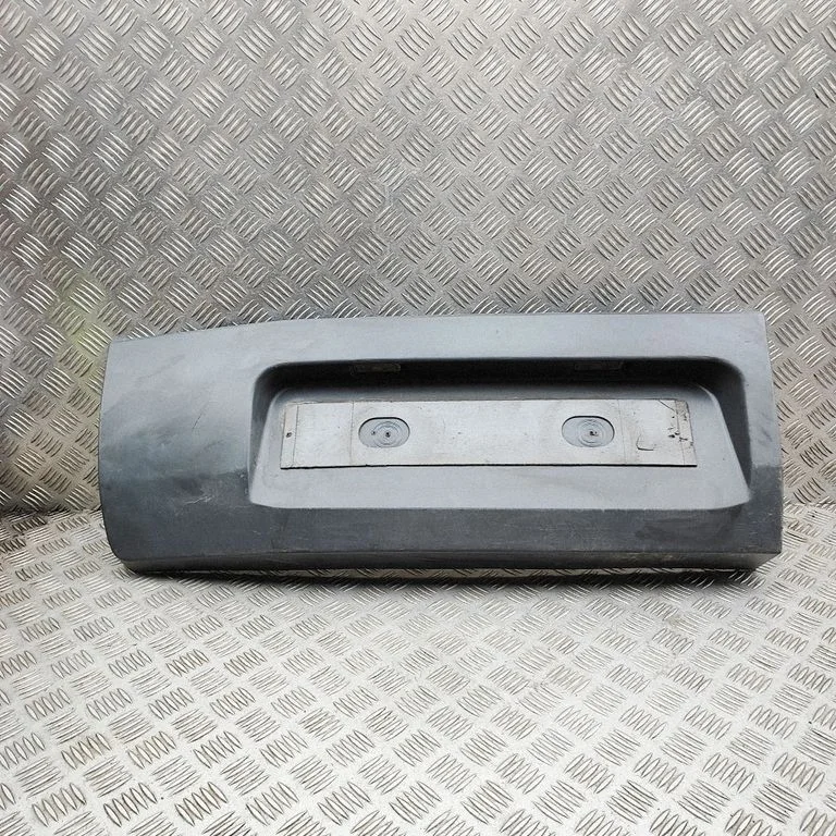 Ramka tablicy rejestracyjnej BK31425B29BGW