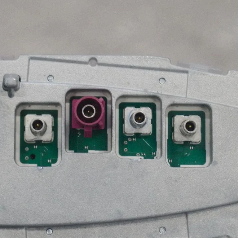 Antena (GPS antena) – BMW 2. sērija F22 F23 (2013-2017)