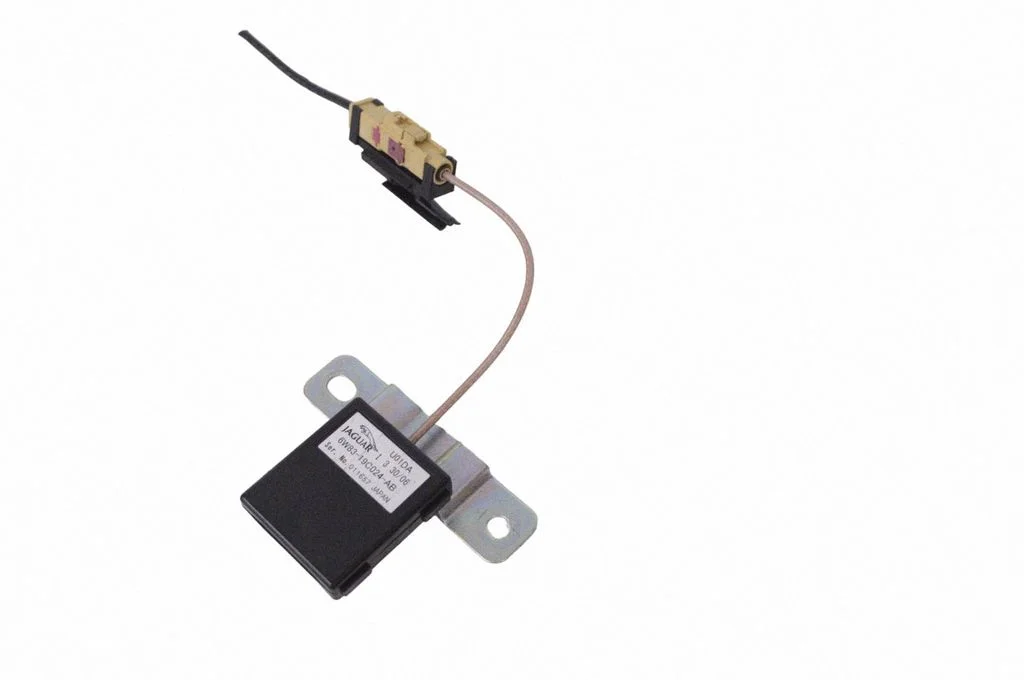 Aerial GPS antenna 6W8319C024AB