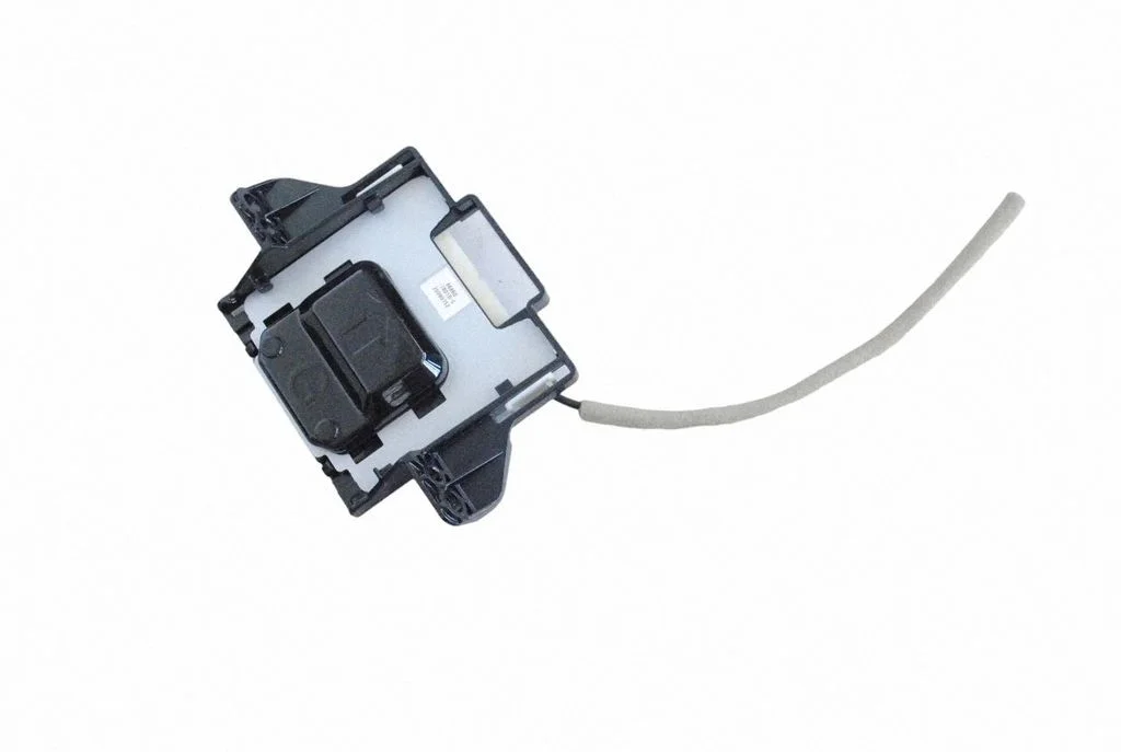 Antenn (GPS-antenn) 8686078010C – Lexus ES VII XZ10 (2018-2021)