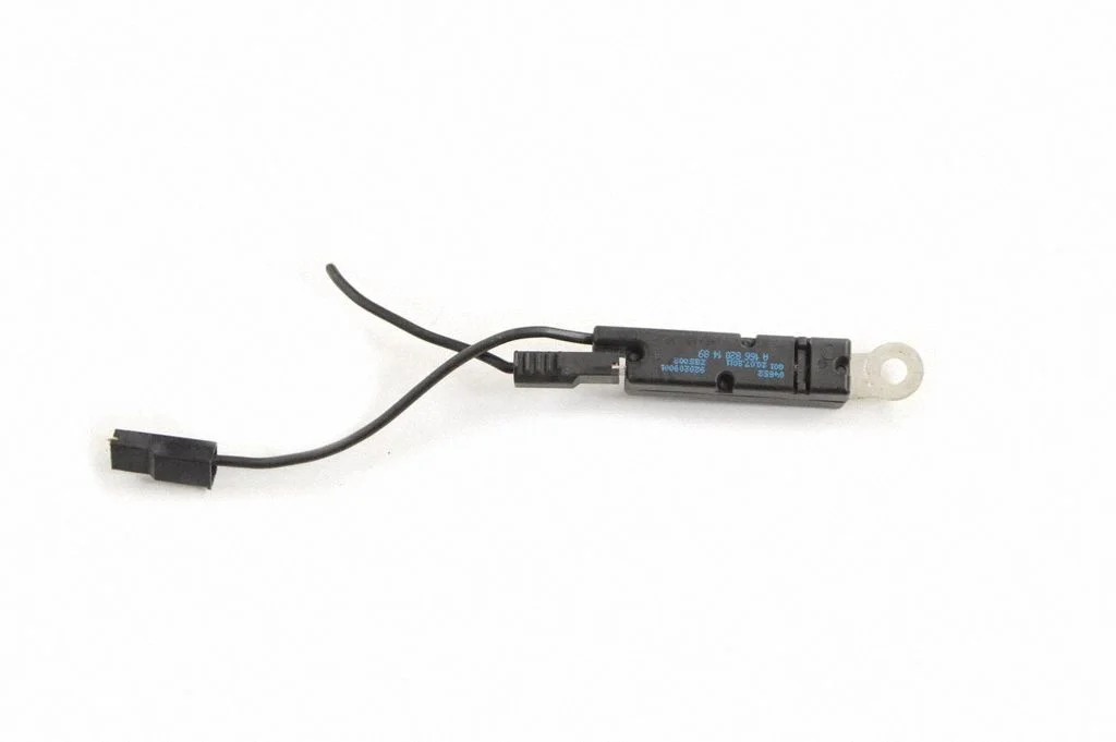 Aerial GPS antenna – Mercedes-Benz SLK-Class R172 (2011-2017)