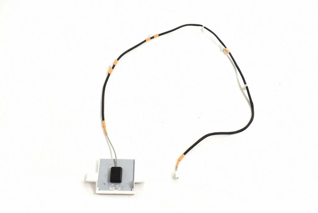 Antenn (GPS-antenn) – Lexus GS 250 350 300H 450H (2013-)