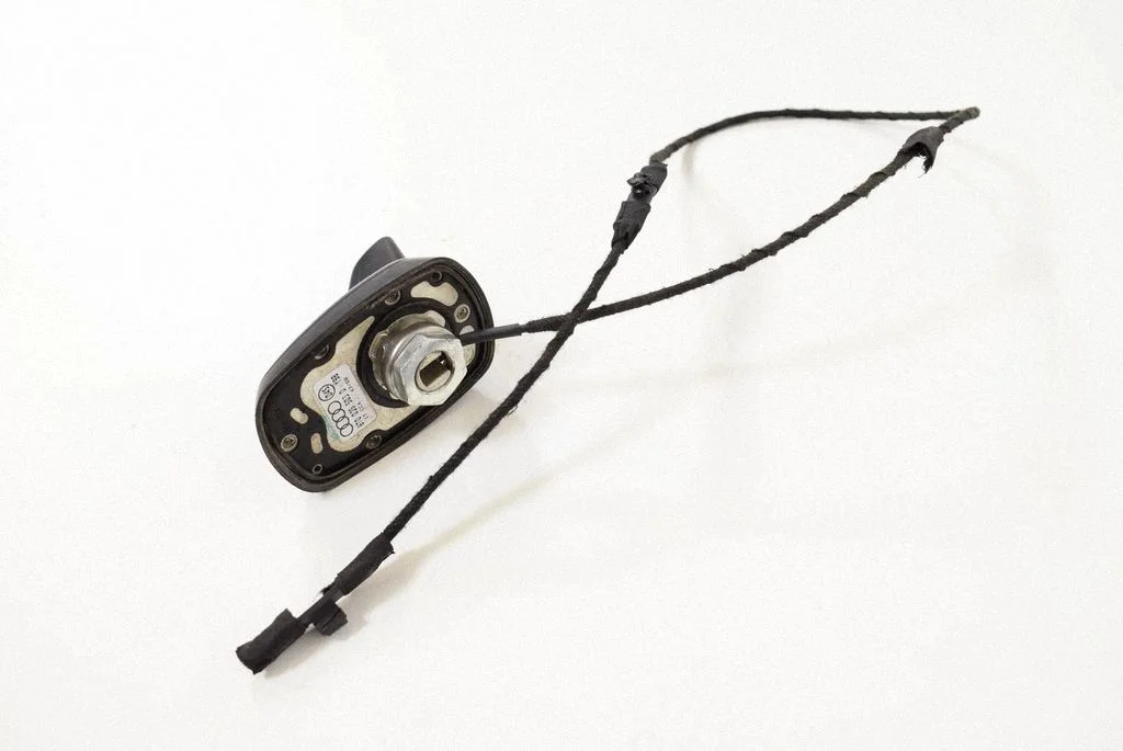 Antena (GPS antena) 8T0035503D
