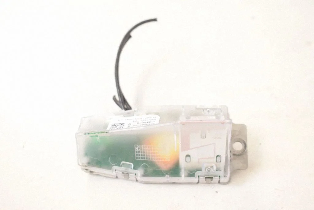Antena (GPS antena) – BMW 2. sērija F22 F23 (2013-2017)
